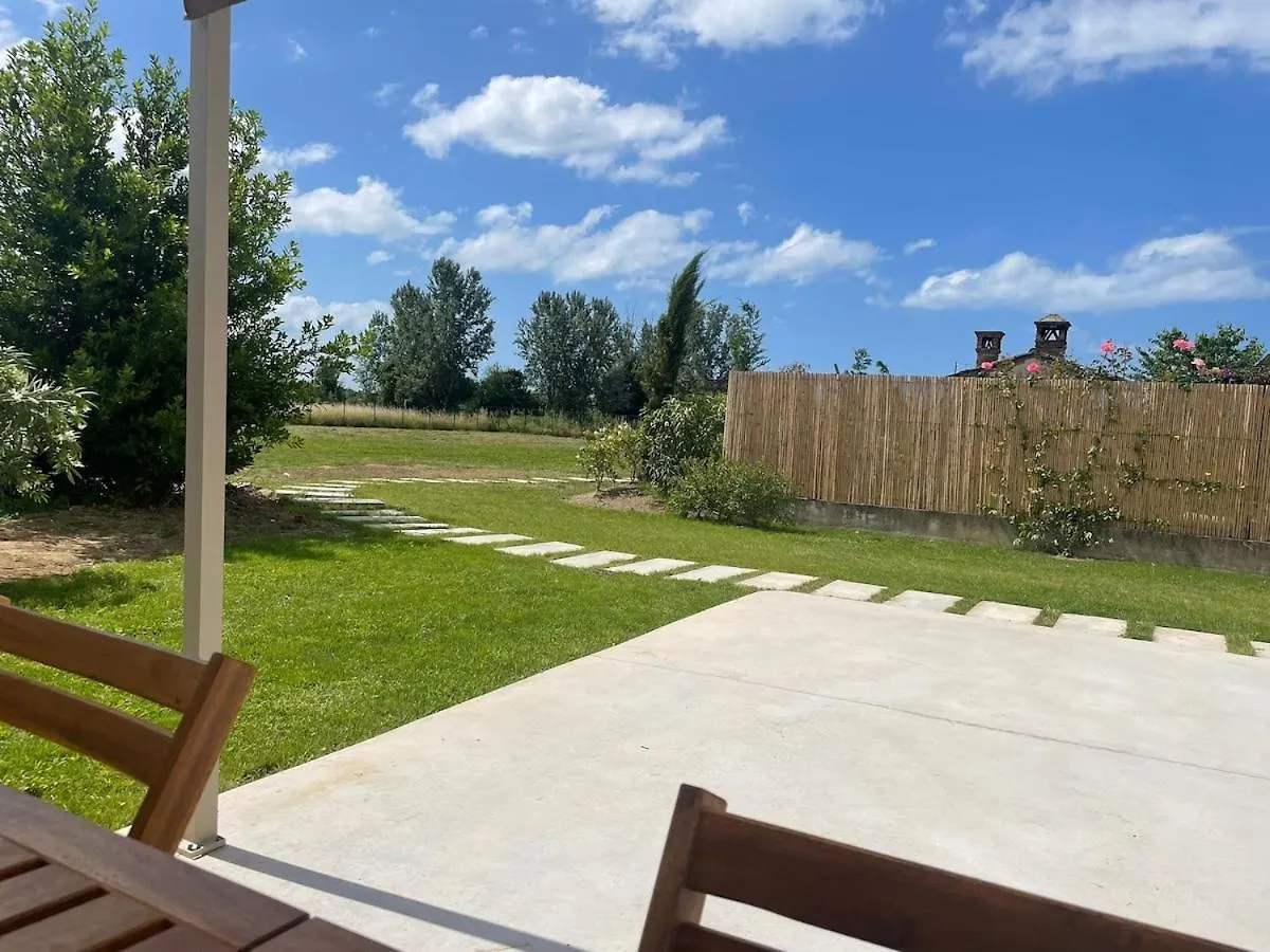 Villa 4 Bdr A 5 Min Da Forte Dei Marmi E Dal Mare Querceta 0*,  Italy